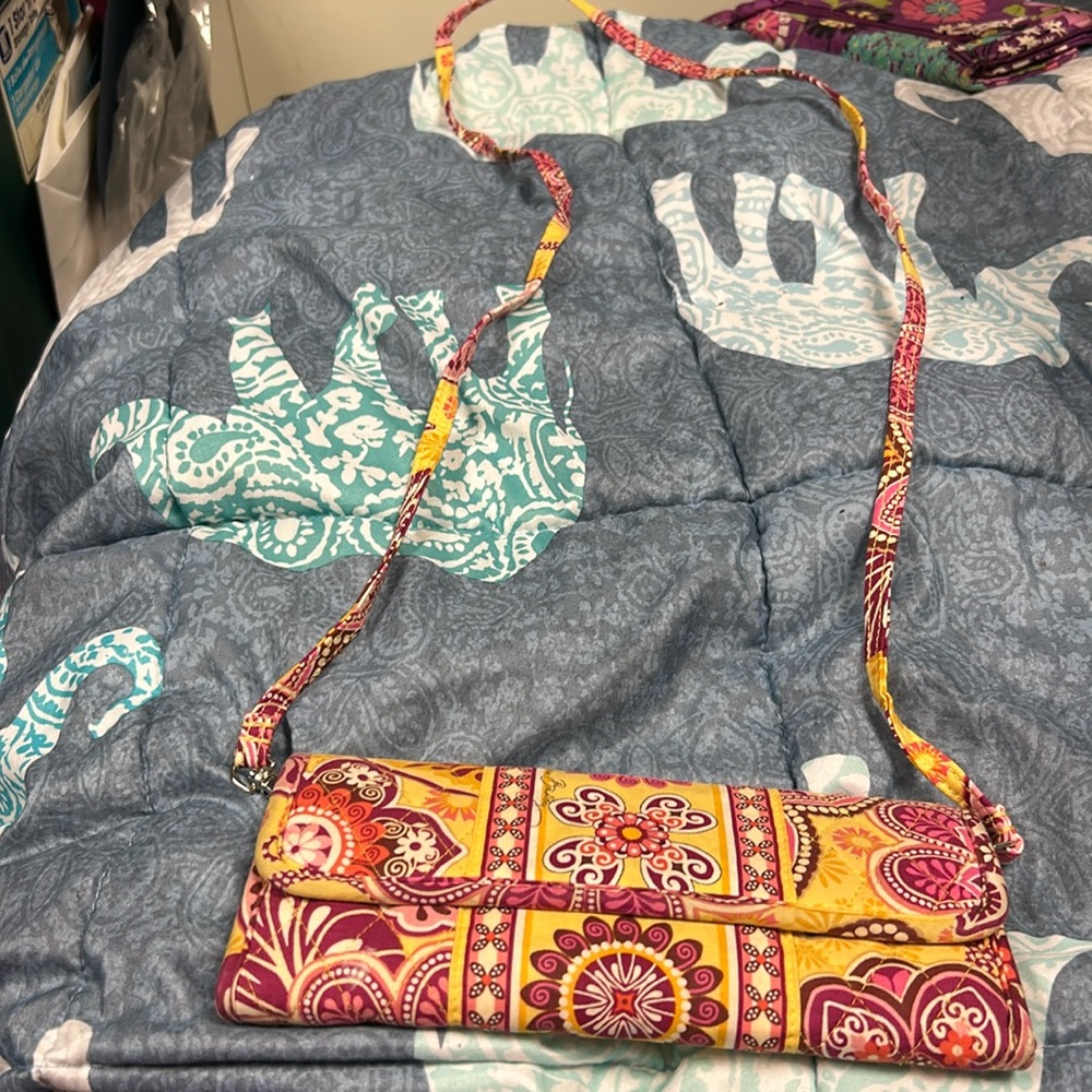 Vera bradley wallet crossbody